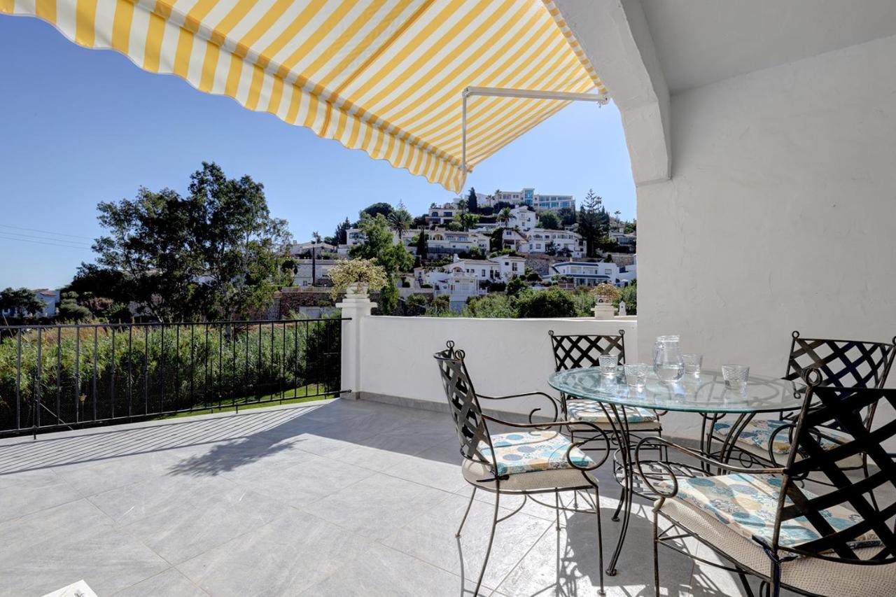 Quaint 2 Bedroom Townhouse With Pool Close To Sea! Benalmádena Esterno foto