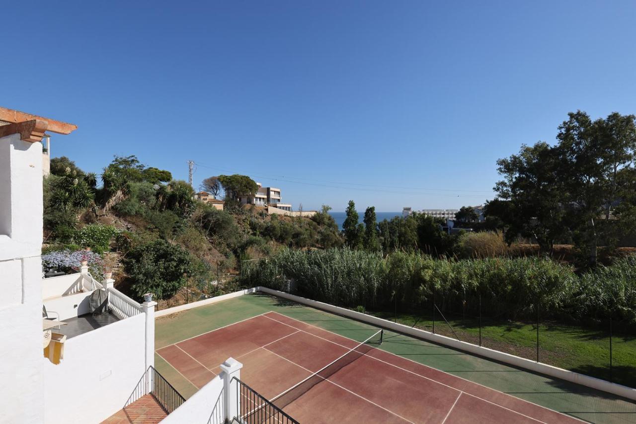 Quaint 2 Bedroom Townhouse With Pool Close To Sea! Benalmádena Esterno foto