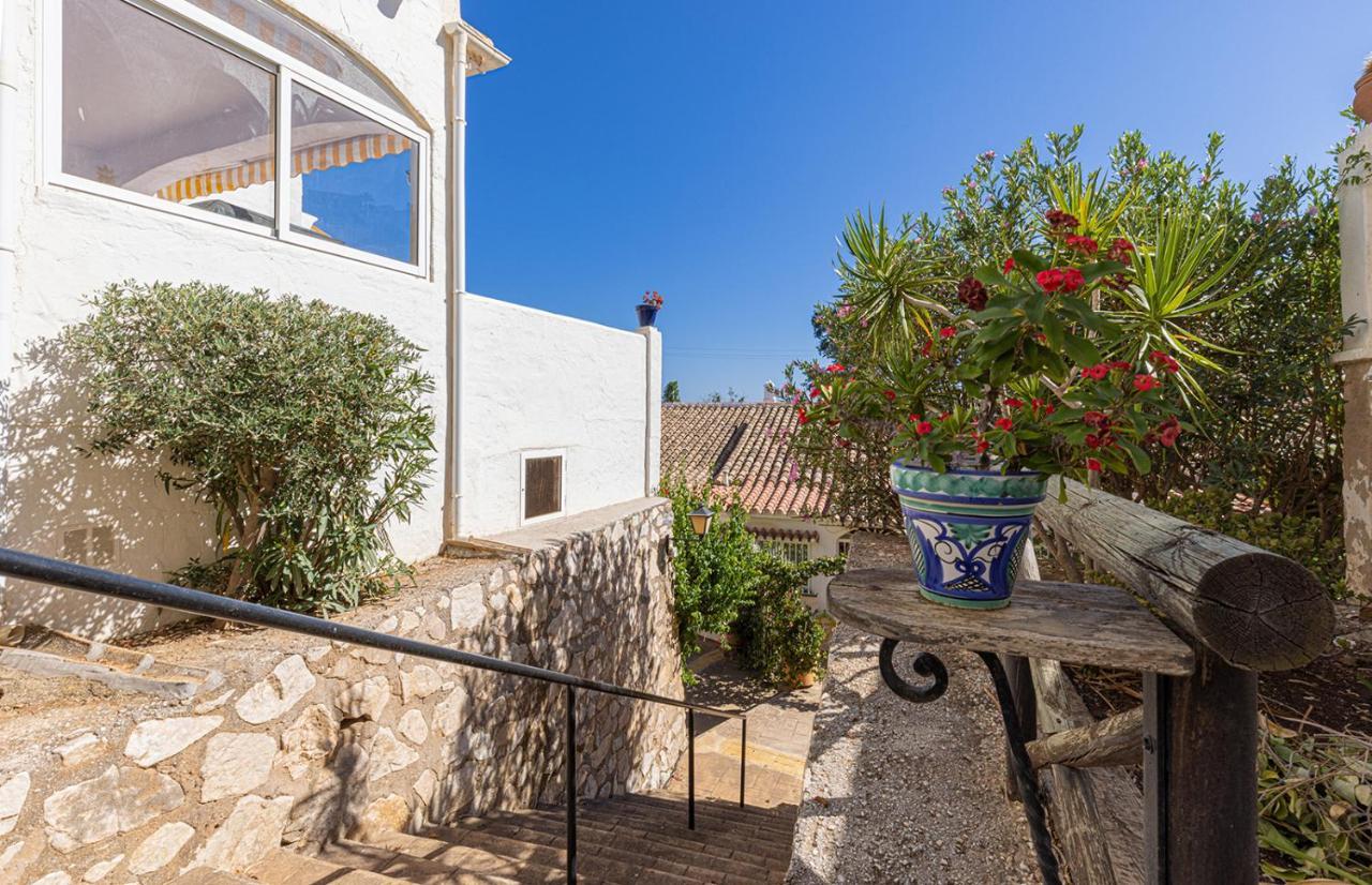 Quaint 2 Bedroom Townhouse With Pool Close To Sea! Benalmádena Esterno foto
