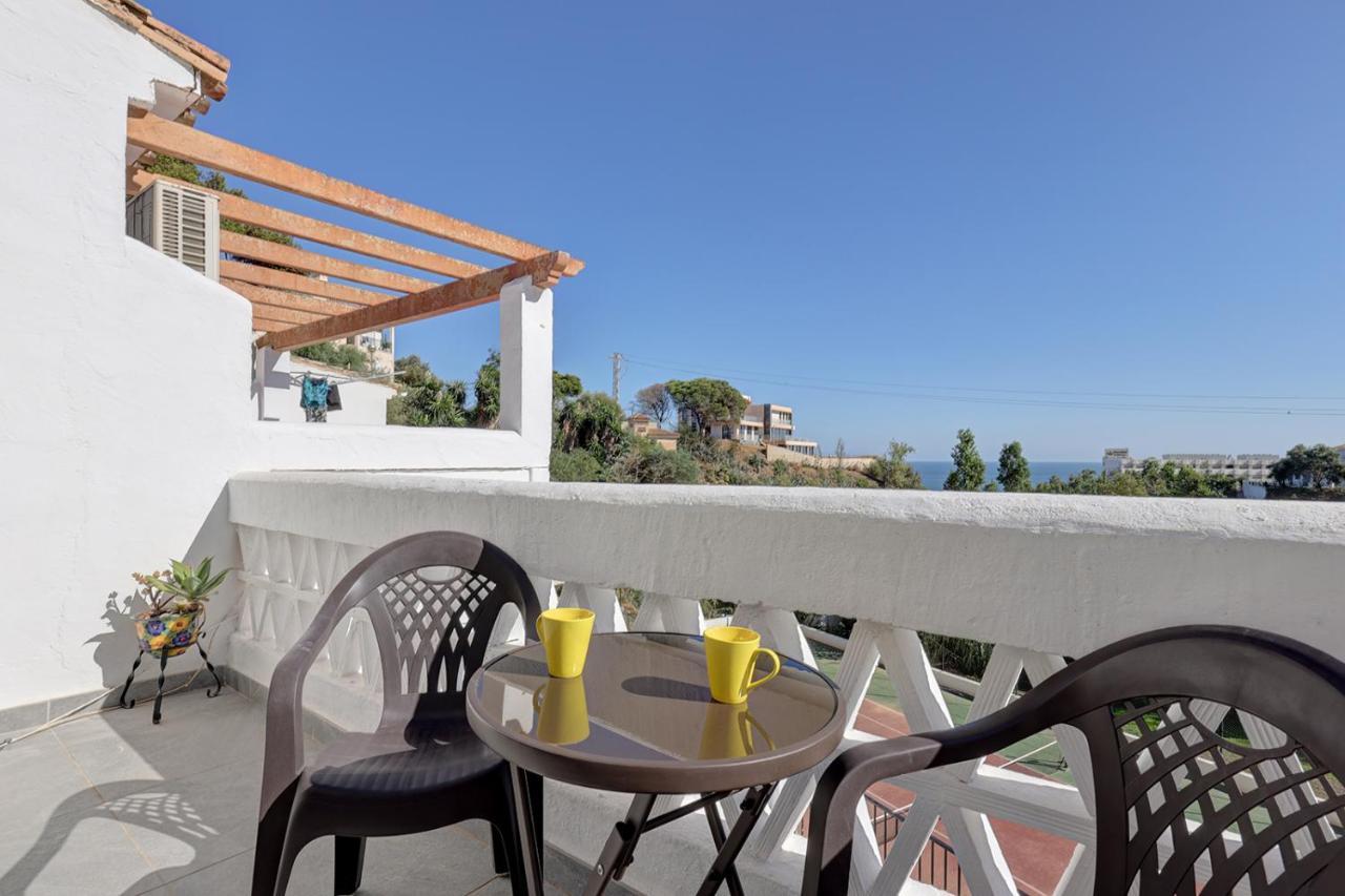 Quaint 2 Bedroom Townhouse With Pool Close To Sea! Benalmádena Esterno foto
